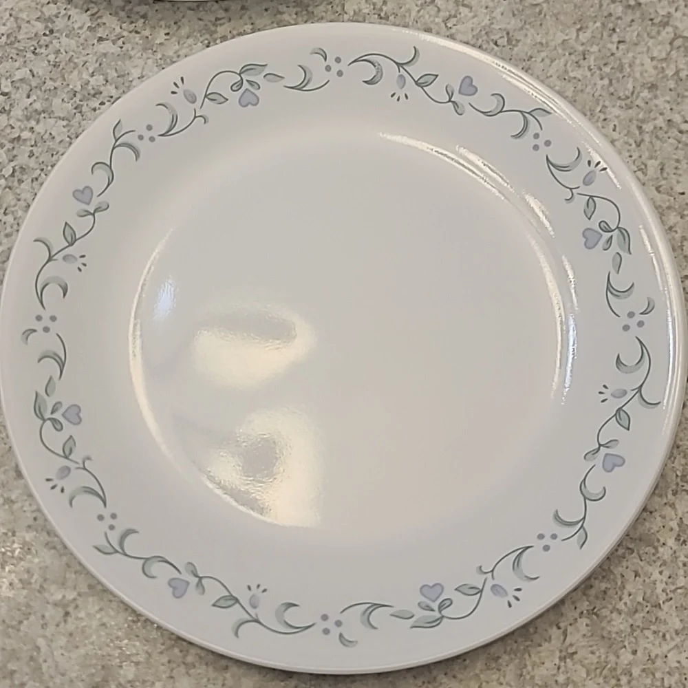 Corelli by Corning 10 in dinner plate Made in the USA Set of 4